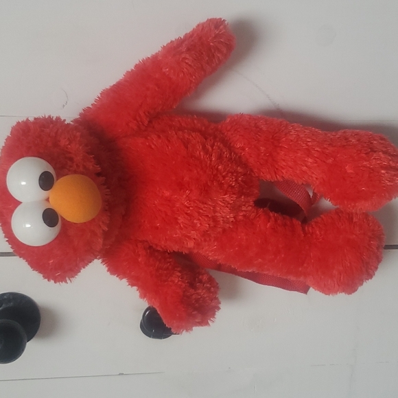 Elmo backpack stuffie - Picture 1 of 3